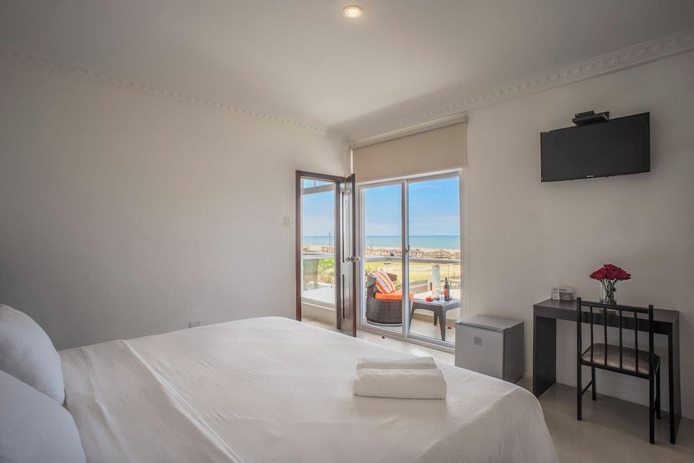 Hotel La Ría Playas