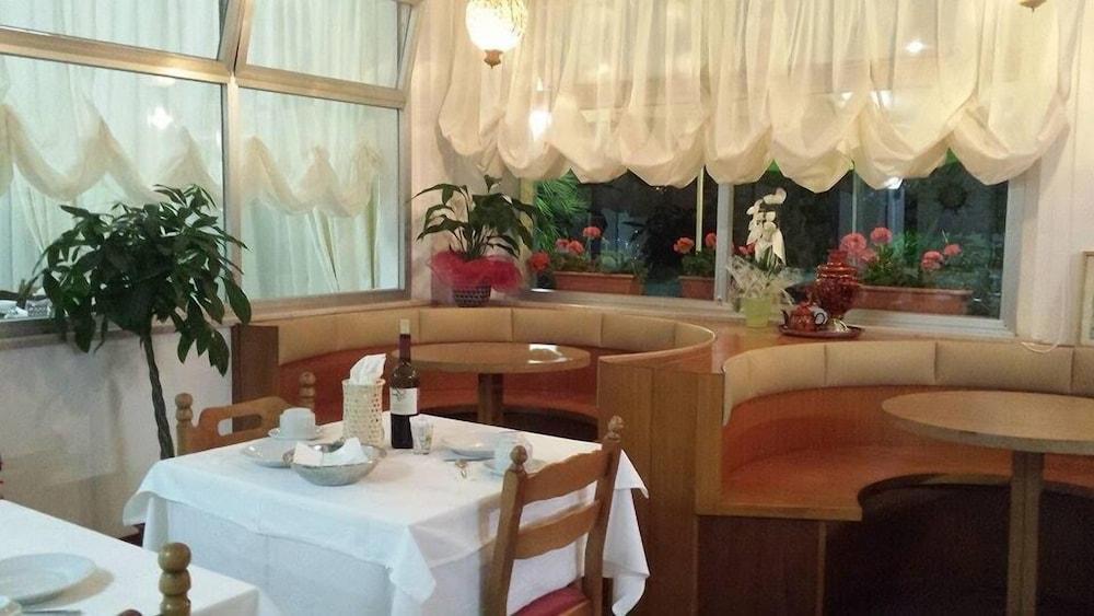 Hotel Nettuno Senigallia