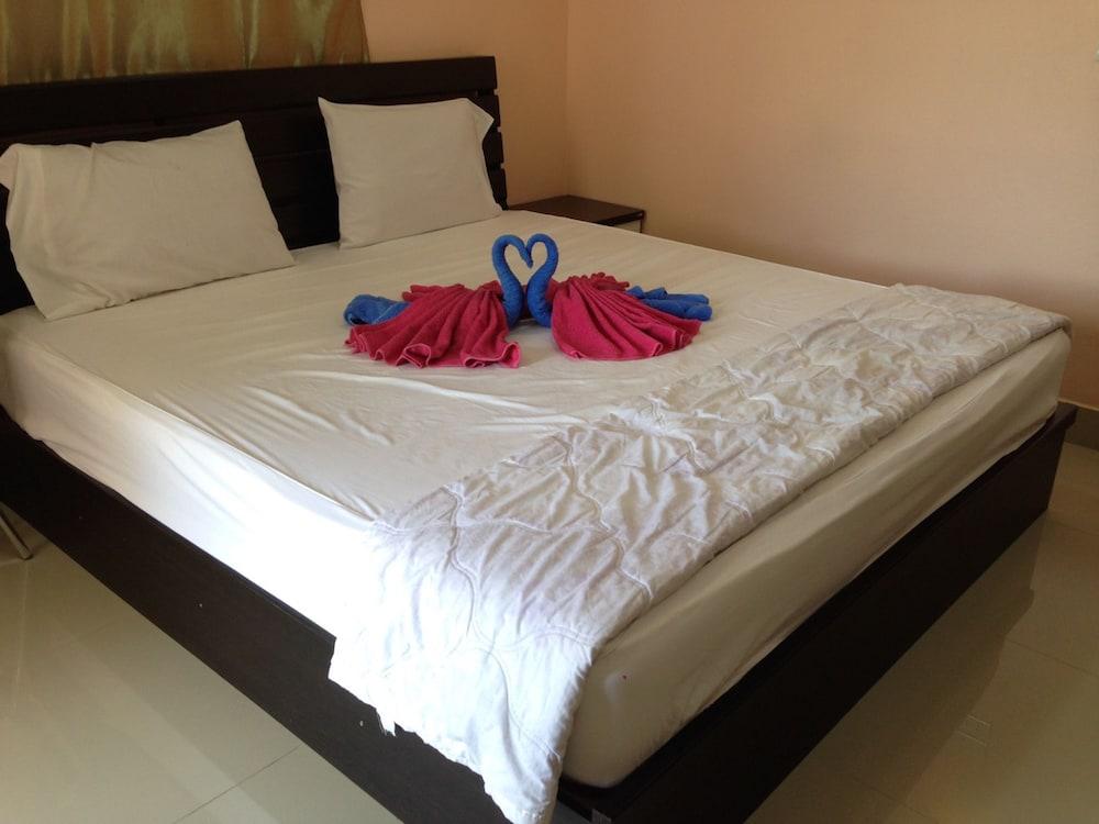 Soi44 Rama2 Room for Rent