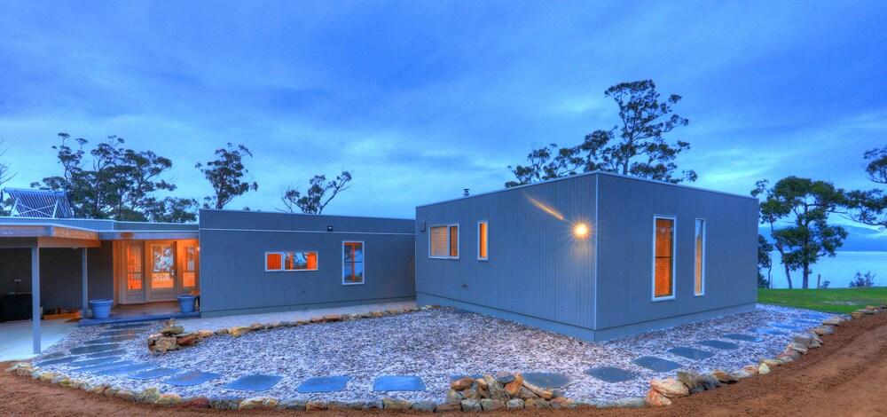 Esperance Landing - Essentially Tas