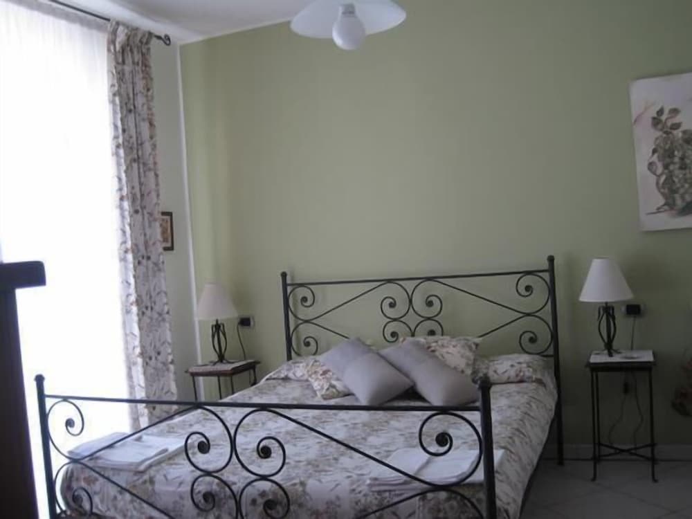 Balcone Fiorito Bed & Breakfast