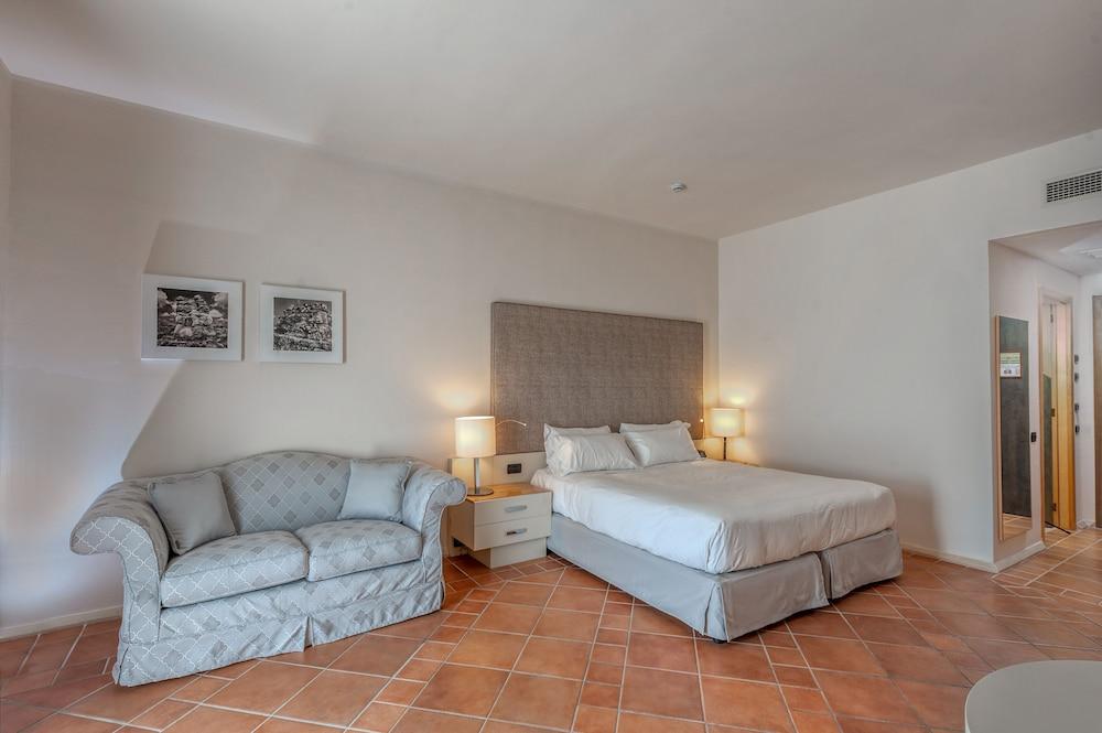 Acaya Golf Resort & SPA