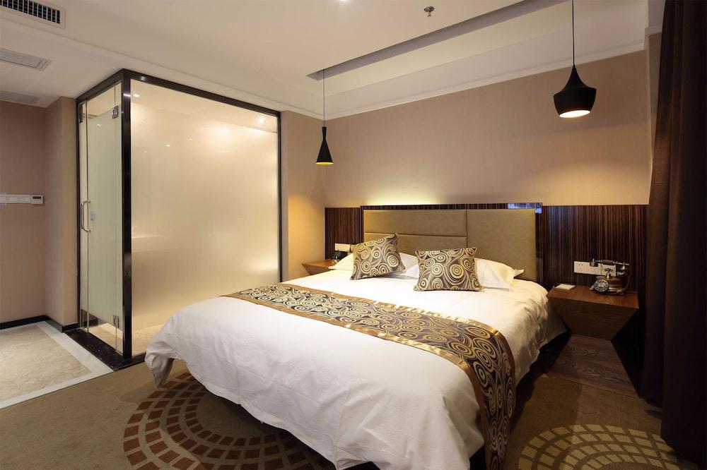 Wuhan Wanchen Theme Hotel