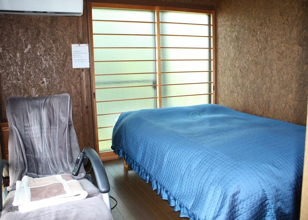 Kogen no Bessou Irohanihohetou