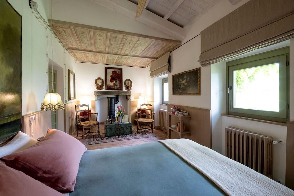 Corte della Maestà Antiche Residenze