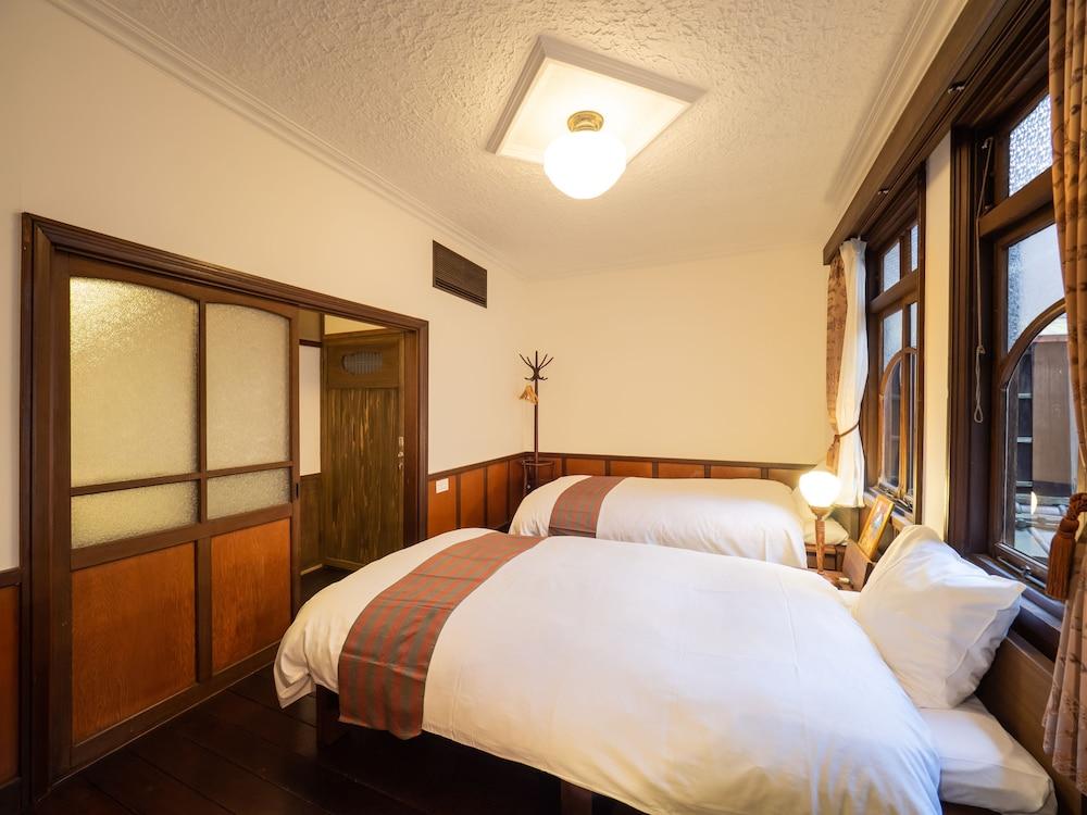 Inase Otsu Machiya Bed & Breakfast