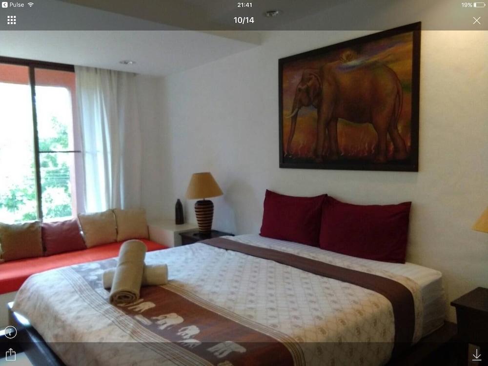 Away Las Tortugas Beachfront