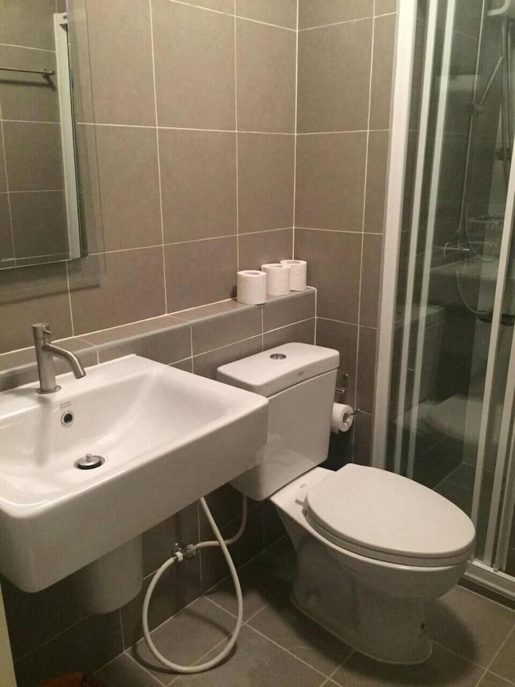 D Condo Sign Chiang Mai R628