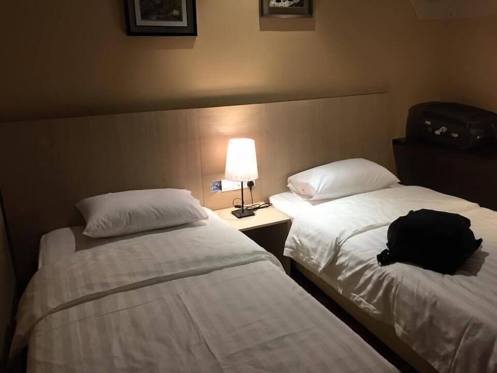 91 Street Boutique Inn