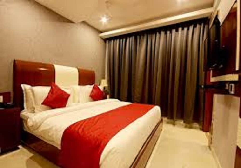 Hotel the Grand SIBA