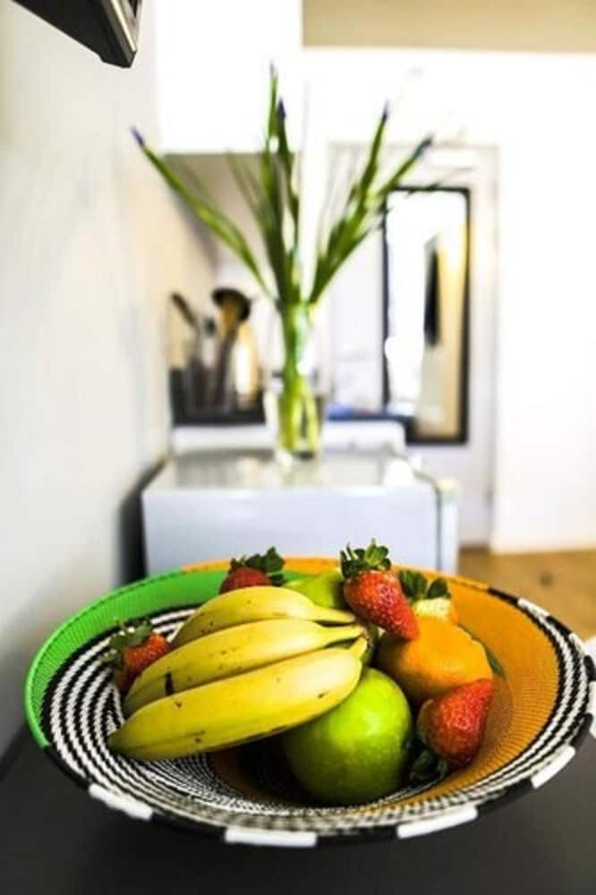 106 on Adderley Accommodation