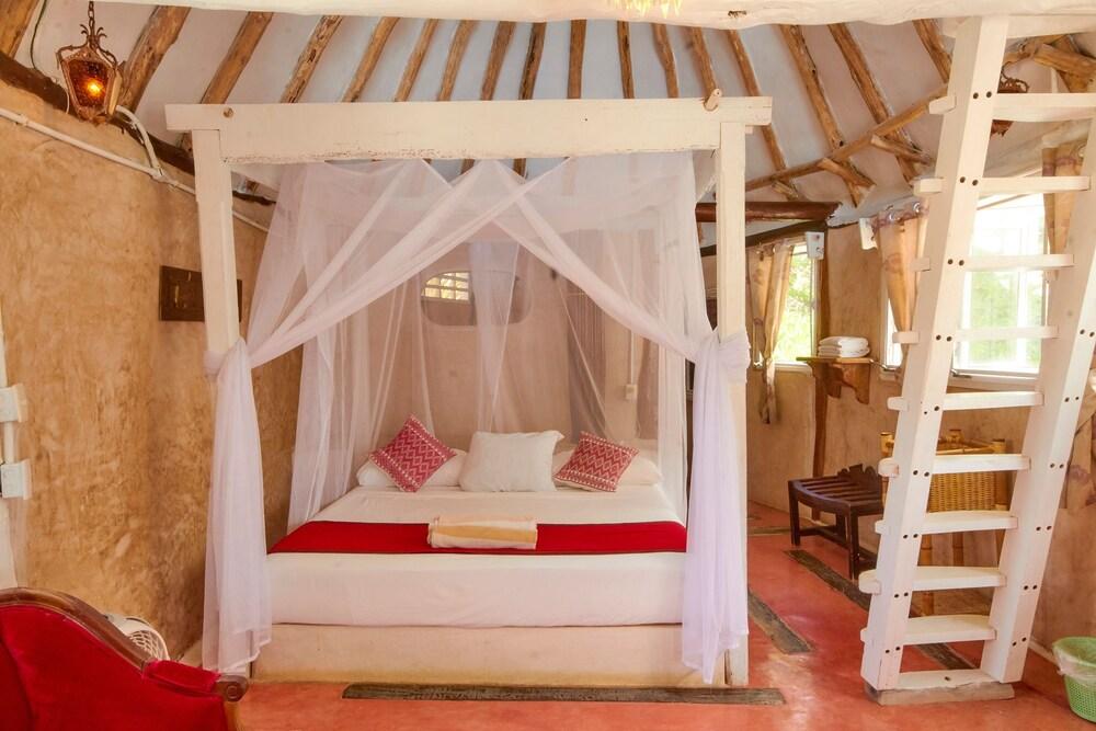 Posada Lamar Tulum Beach Front and Pool