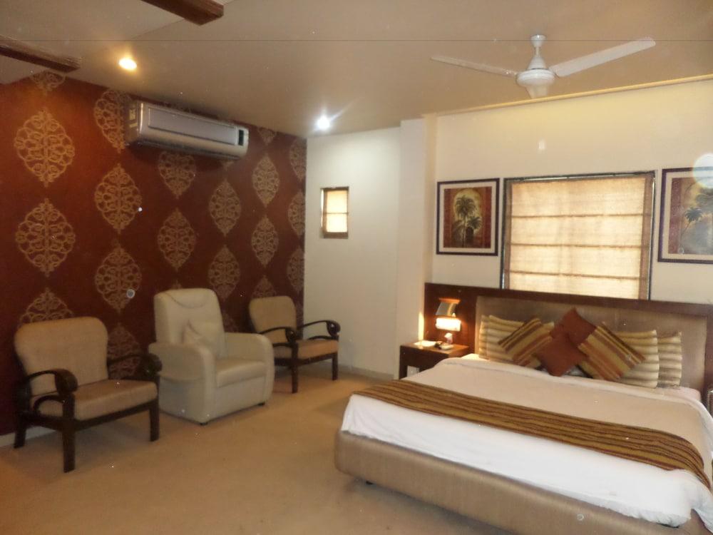 Matrix Inn Business Hotel