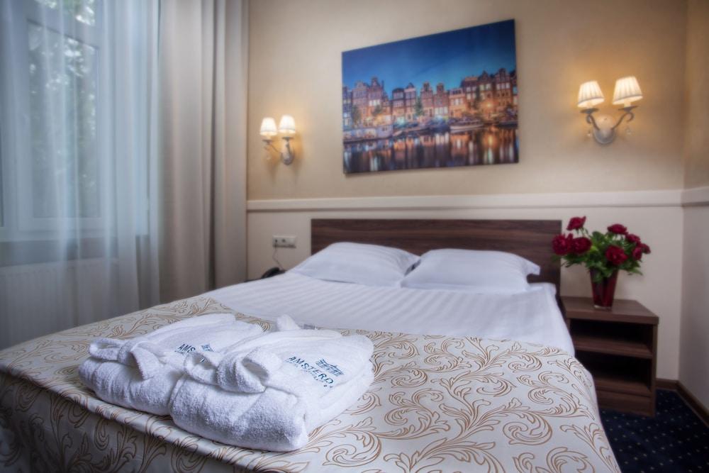 Amsterdam Hotel