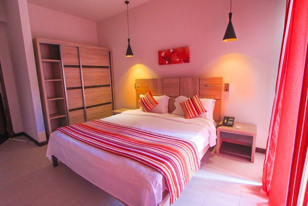 Nitzana Residences & Restaurant