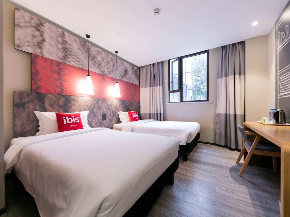 ibis Shanghai Gubei