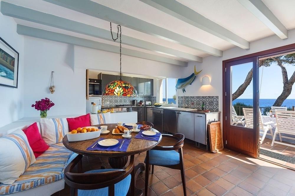 Mallorca front line property sea access