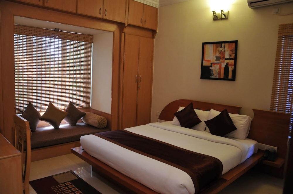 Aster Vue Residence Suites