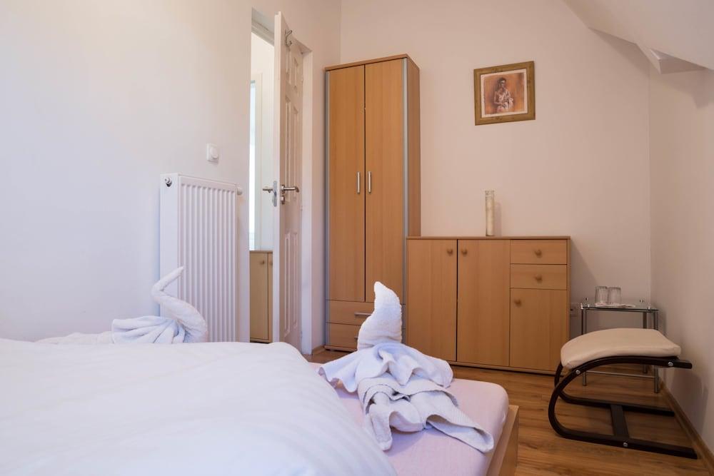 Toldi Panzió Hévíz