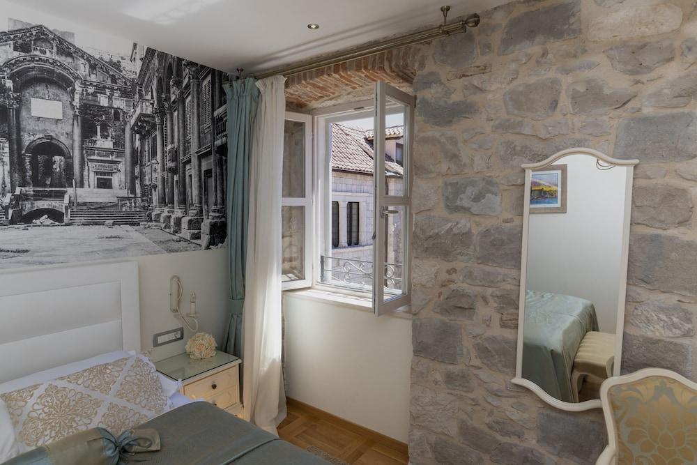 Gothic Palace Heritage