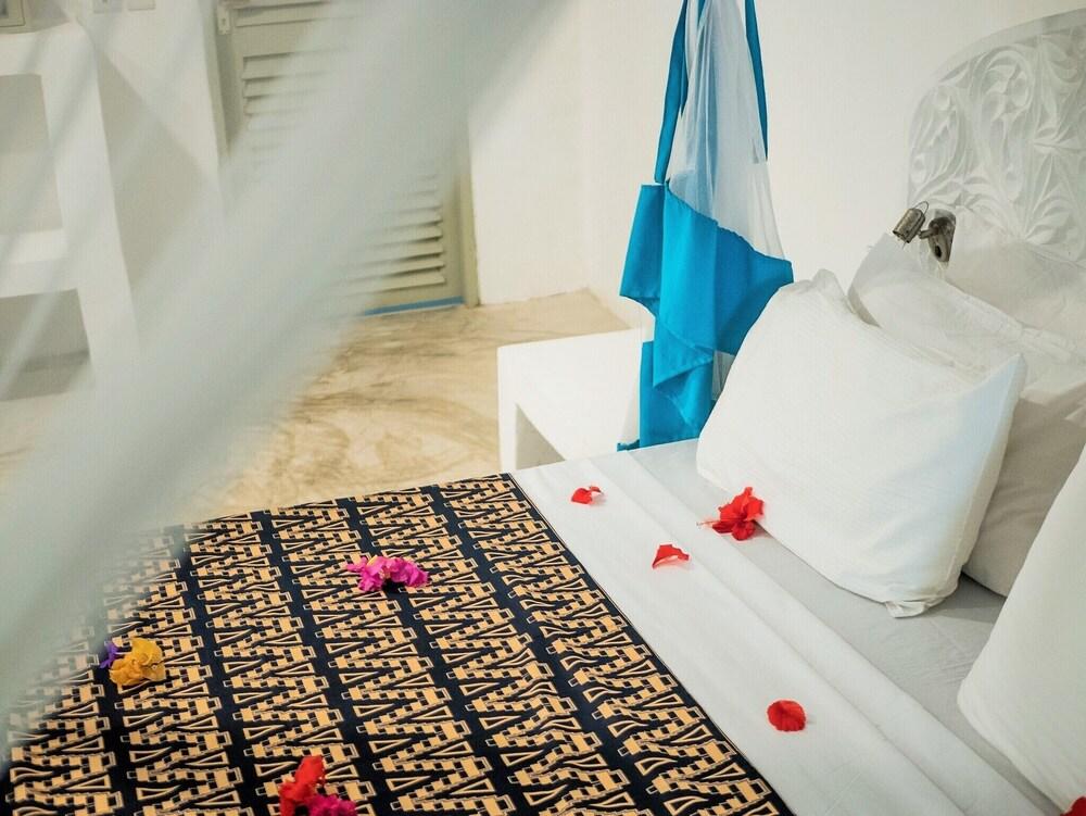 Oceanfront Villa Zanzibar