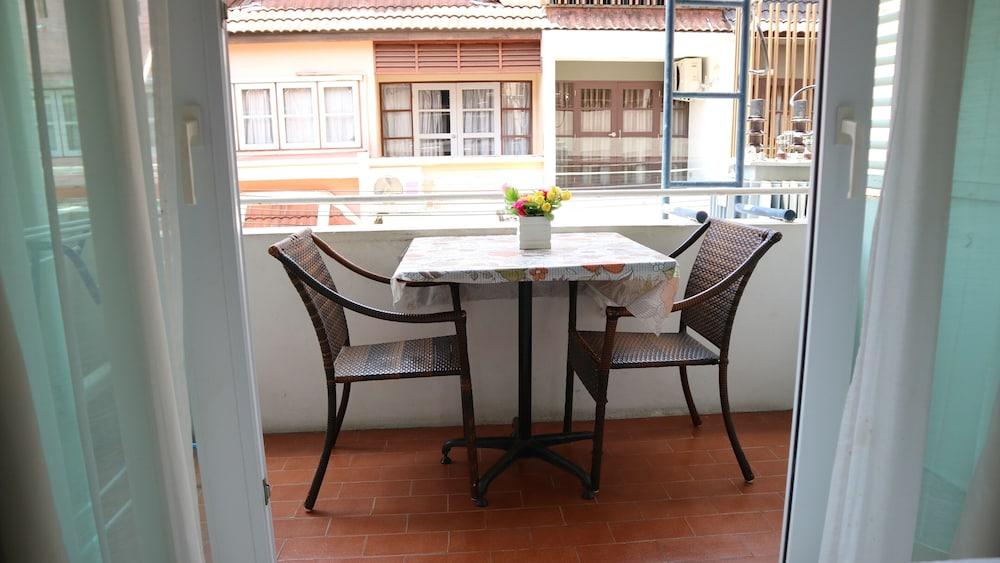 Sunshine Guest House