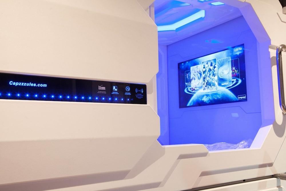 izZzleep Aeropuerto Terminal 1