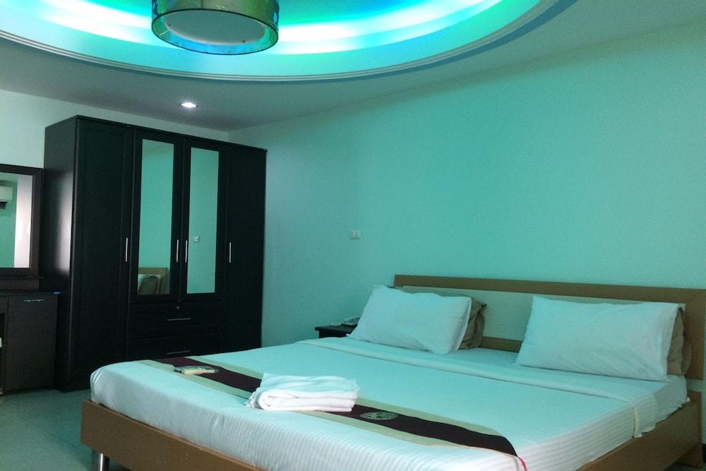 Soravit Place Apartment