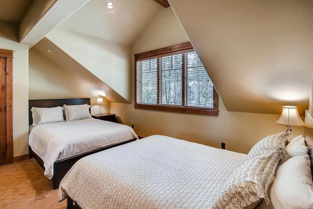 12th Manor in Suncadia