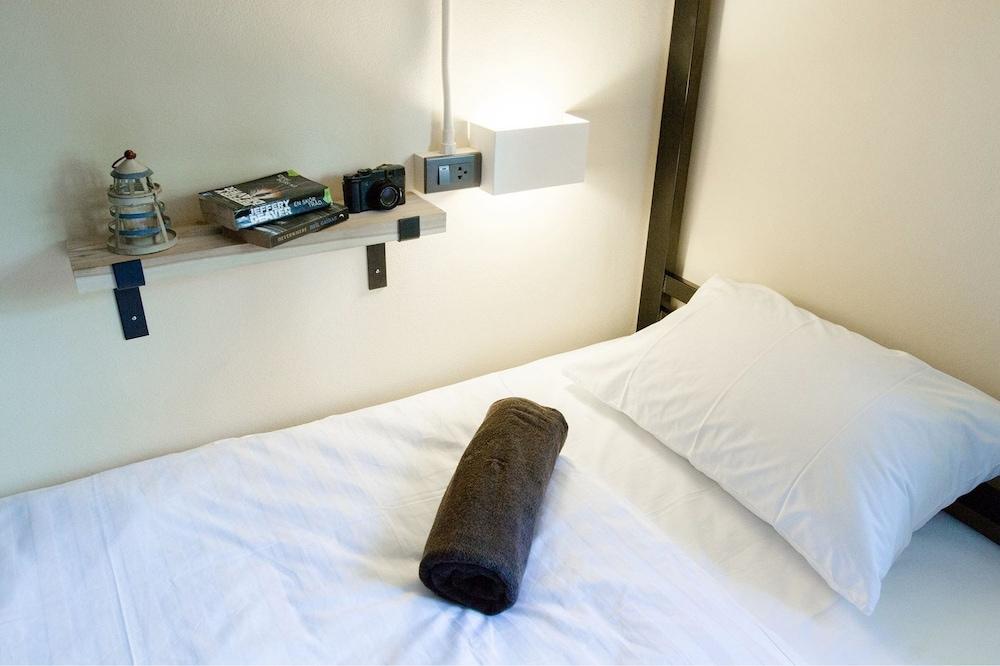 Doolay Beachfront Hostel