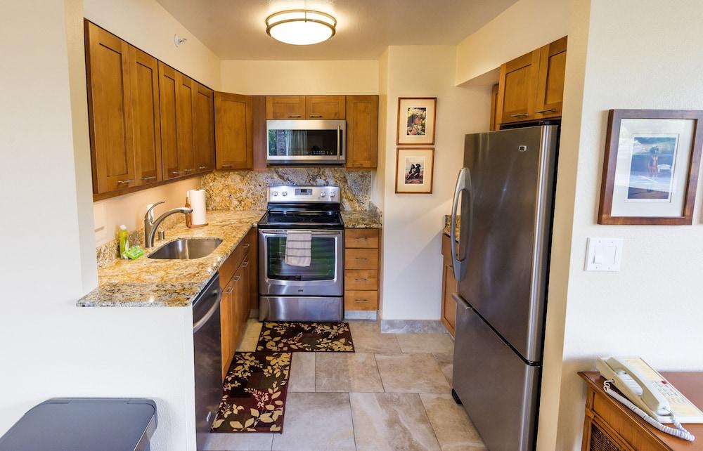 Royal Kahana 220 - 2Br Condo