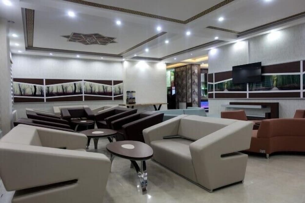 Karen Thermal Residence