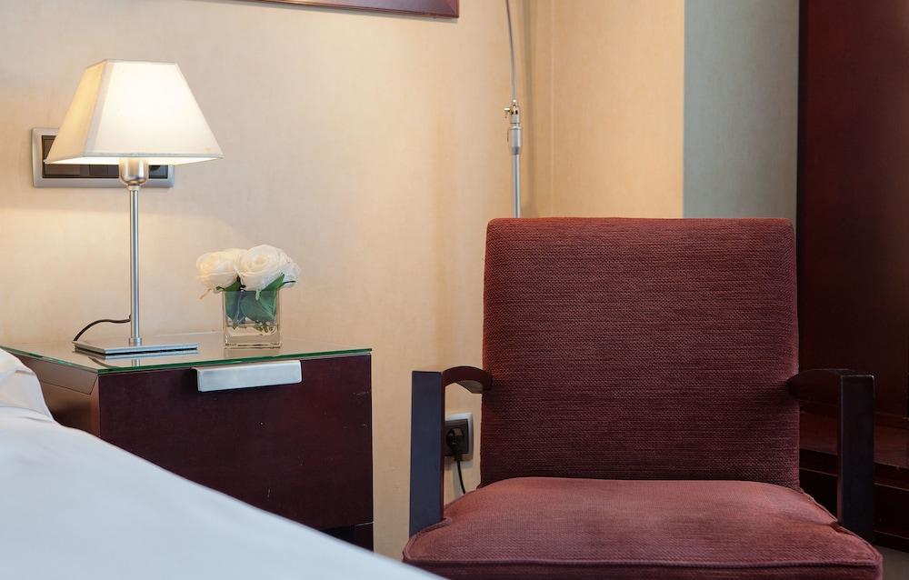 Hotel Andalucia Center