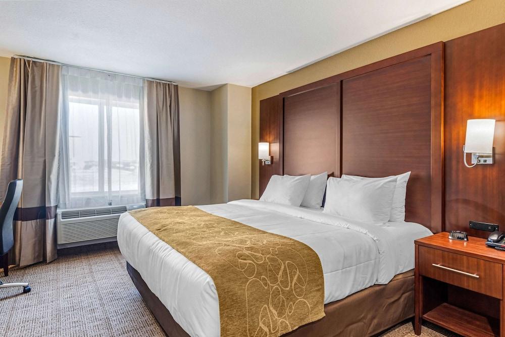 Comfort Inn & Suites