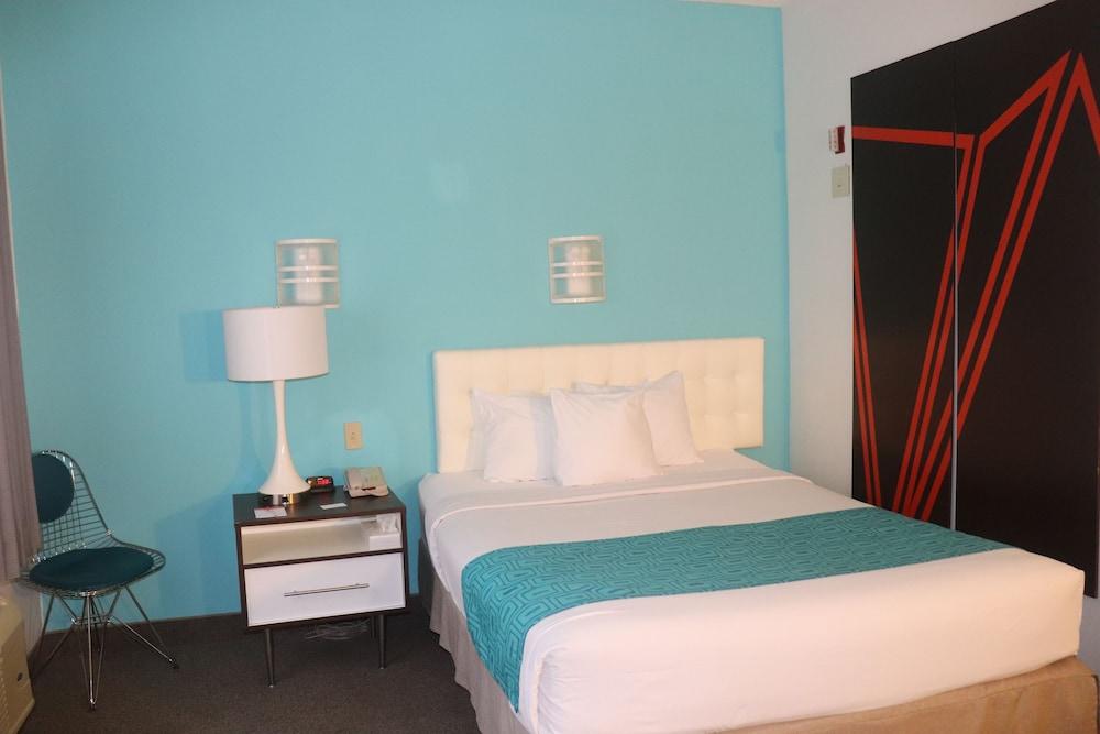 Howard Johnson by Wyndham Tifton GA I-75