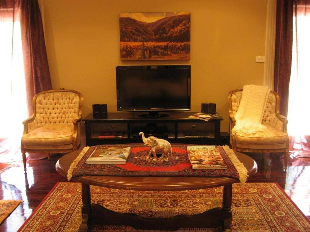 Jacobs Creek Retreat