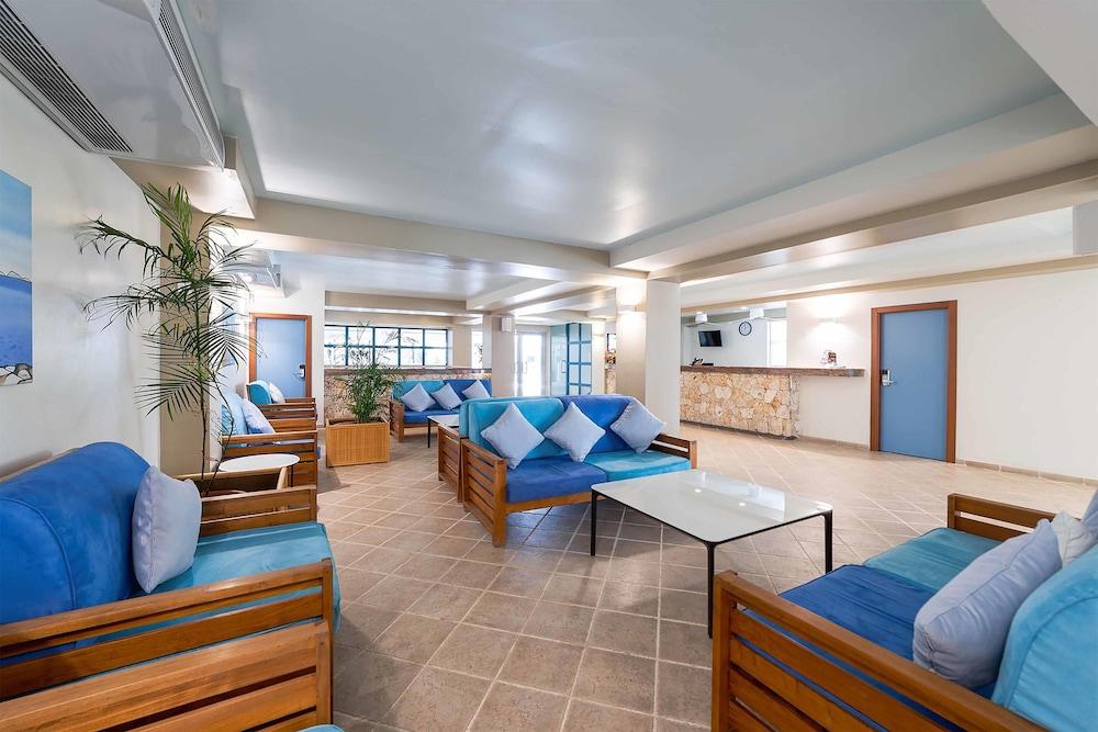 Royal Islander Resort La Terrasse