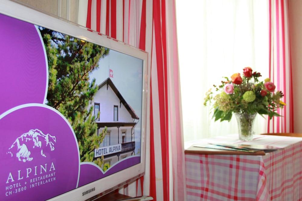 Alpina Hotel