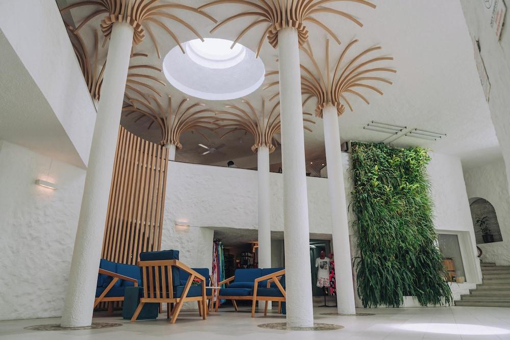 Casuarina Resort & Spa