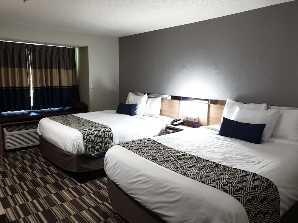 Microtel Inn & Suites by Wyndham Augusta/Riverwatch