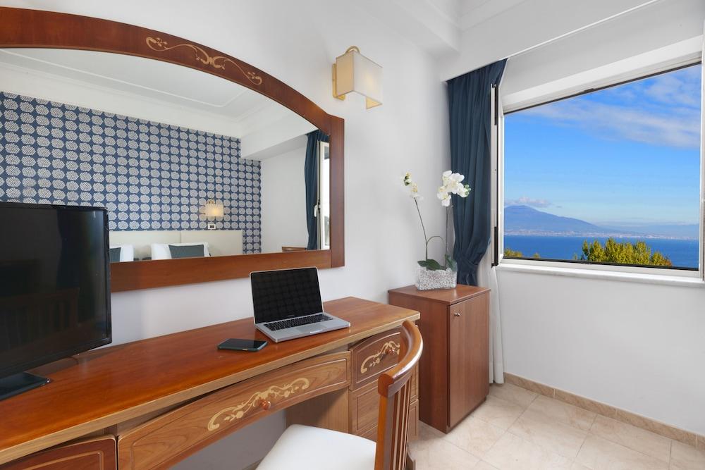 Atlantic Palace Hotel