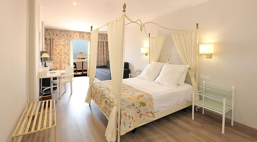 Hotel Salobreña Suites