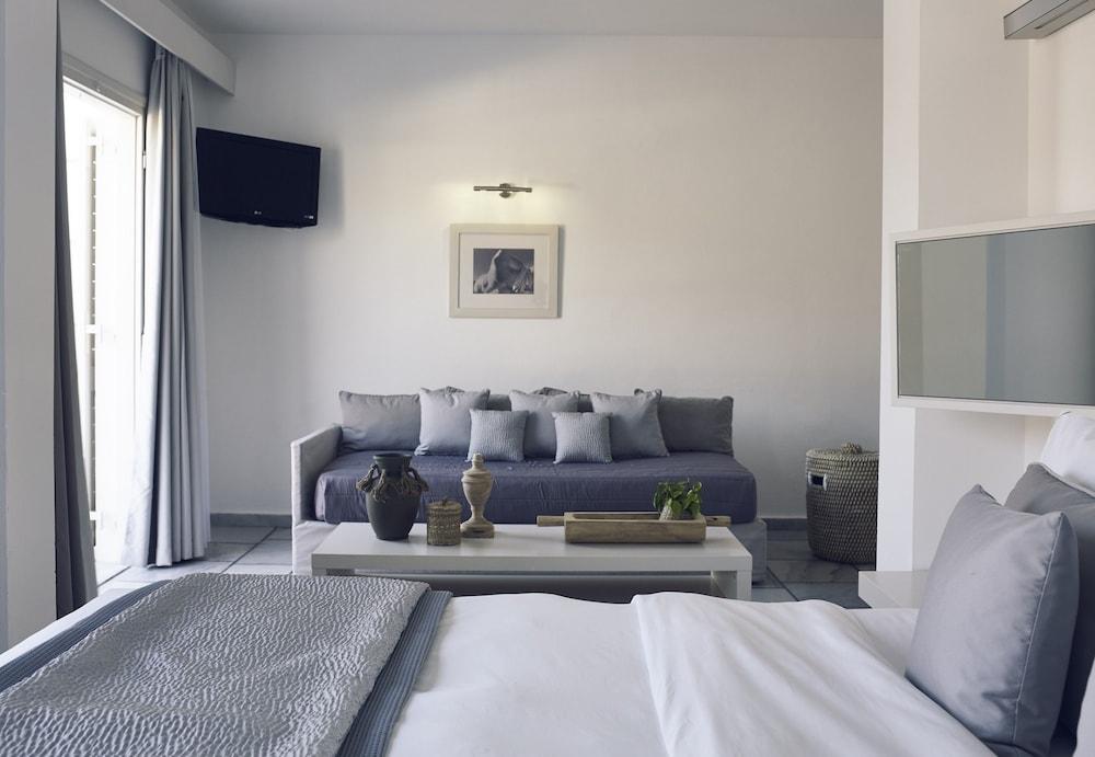 Ios Palace Hotel & Spa