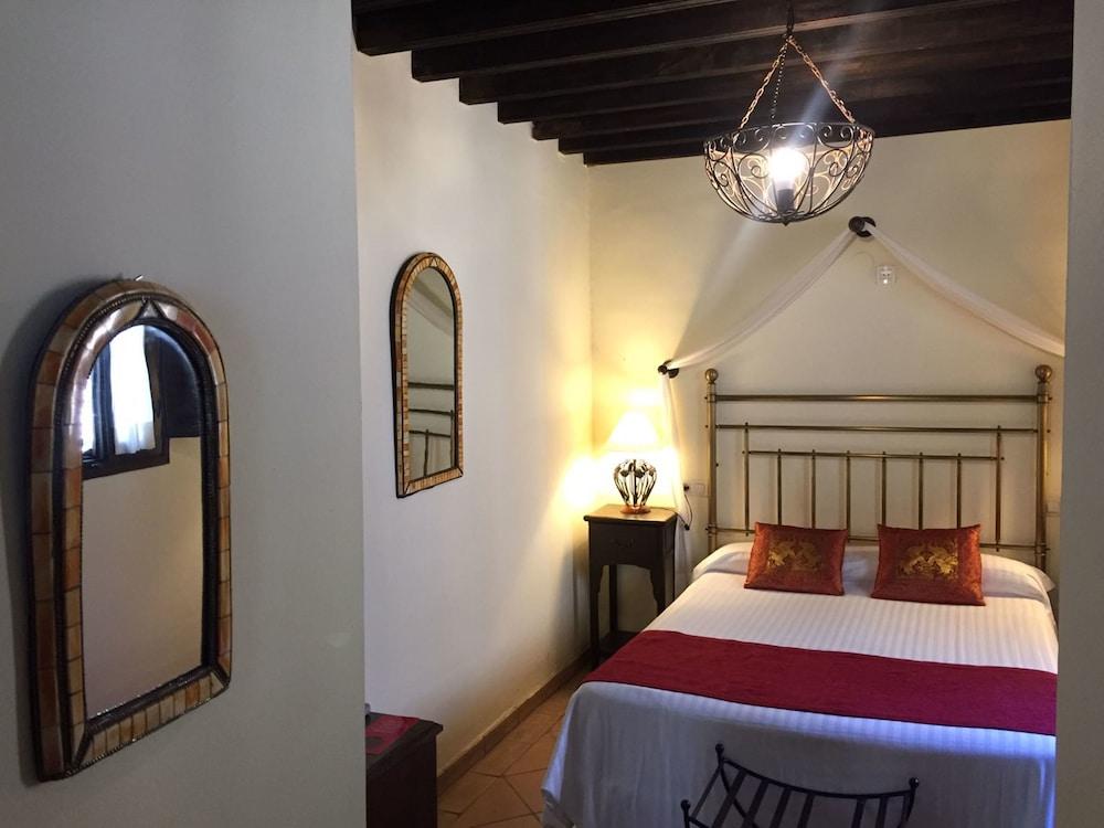 Casa del Capitel Nazari Hotel