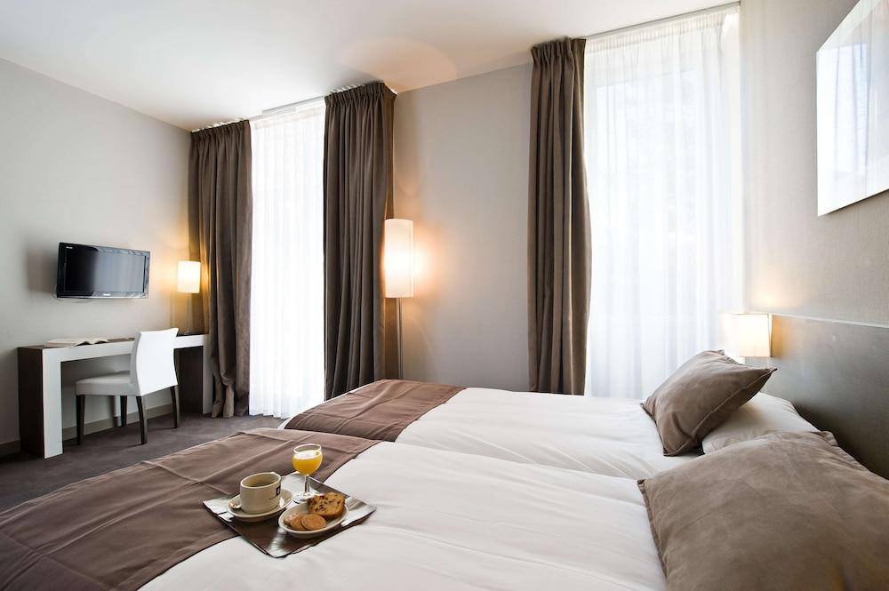 Kyriad Orange Centre