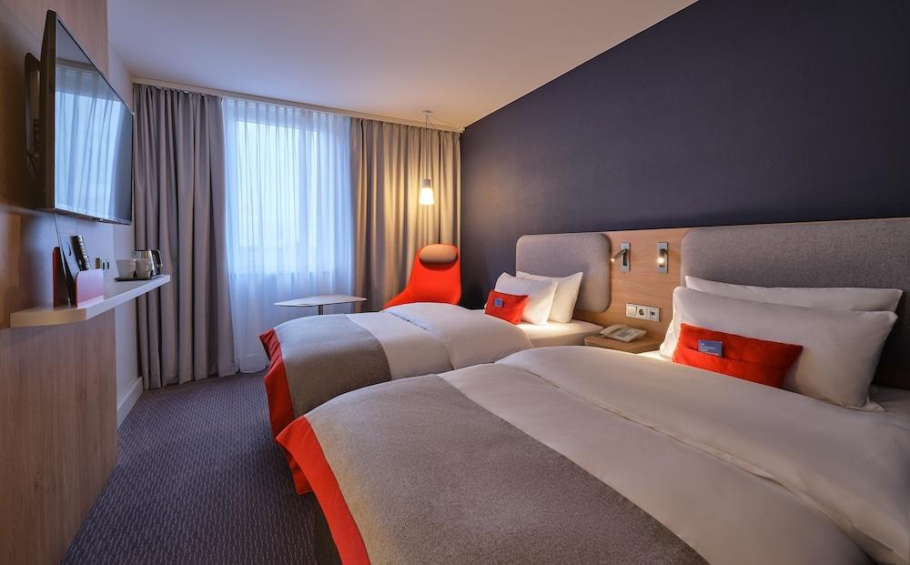 Holiday Inn Express Frankfurt Messe by IHG