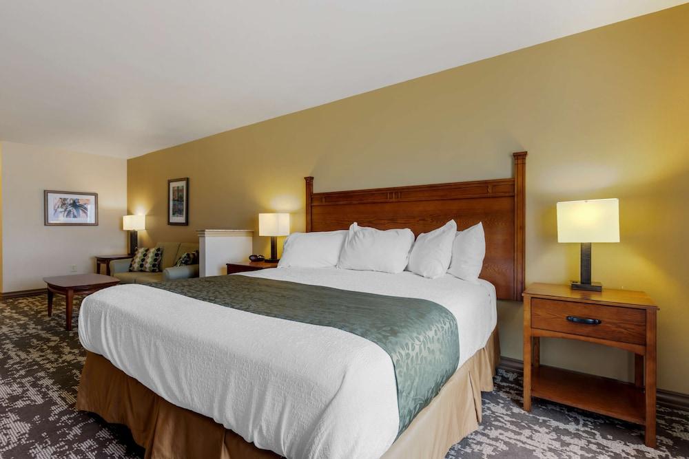 Best Western Plus Red River Inn
