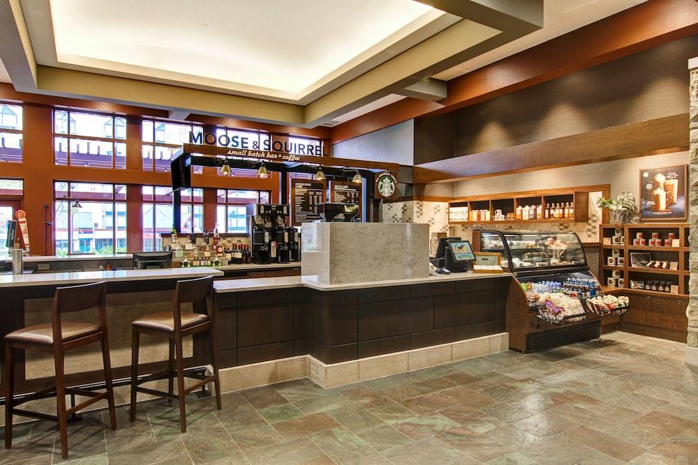 DoubleTree Fallsview Resort & Spa by Hilton Niagara Falls