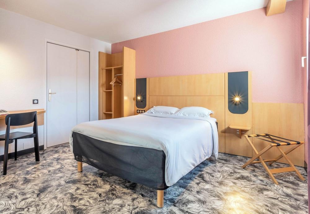 B&B HOTEL Marseille La Valentine Porte d'Aubagne