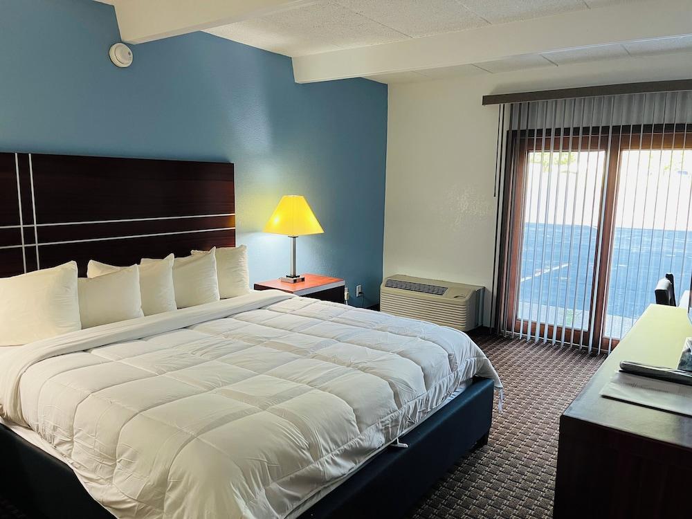 Tesla MedBed Center, East Dubuque